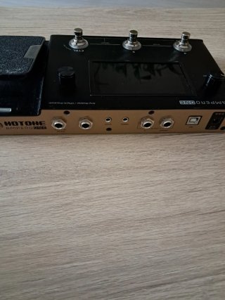 Hotone Ampero One Pedalera Multiefectos