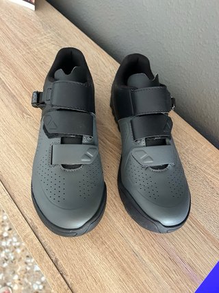 Zapatillas Giant Line Talla 42 MTB NUEVAS