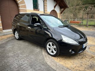 Mitsubishi Grandis 2.0 DID Intense