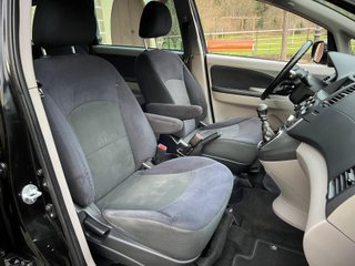 Mitsubishi Grandis 2.0 DID Intense