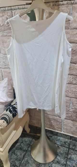 Camiseta M Hombros Descubiertos.
