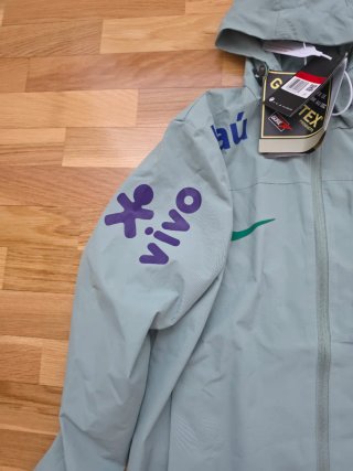 Chaqueta Nike Brasil Gore-Tex