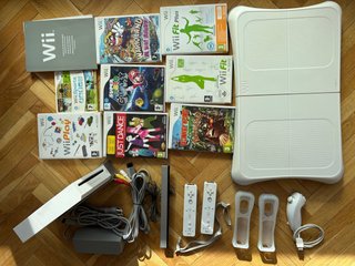 Nintendo Wii, Balance Board, Juegos y Accesorios