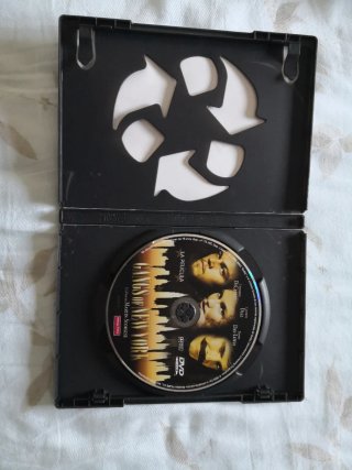 Four Rooms, Gangs of New York, Ariane, Tiburón DVD