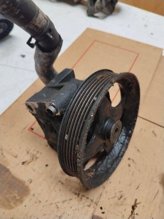 Bomba Dirección Hidráulica a 35€