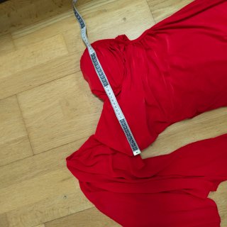 Vestido Rojo sexy corp out, una manga  vaporosa