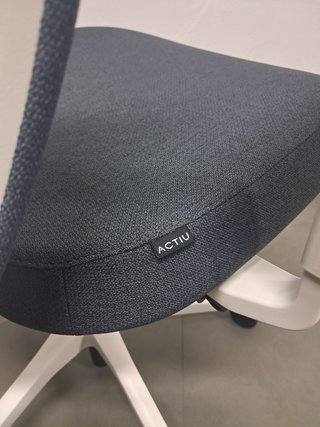 Silla ACTIU TRIM ergonómica profesional