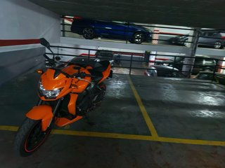 Kawasaki Z750 Naranja