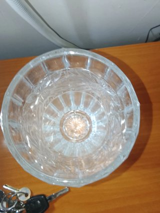 Jarrón de cristal decorado