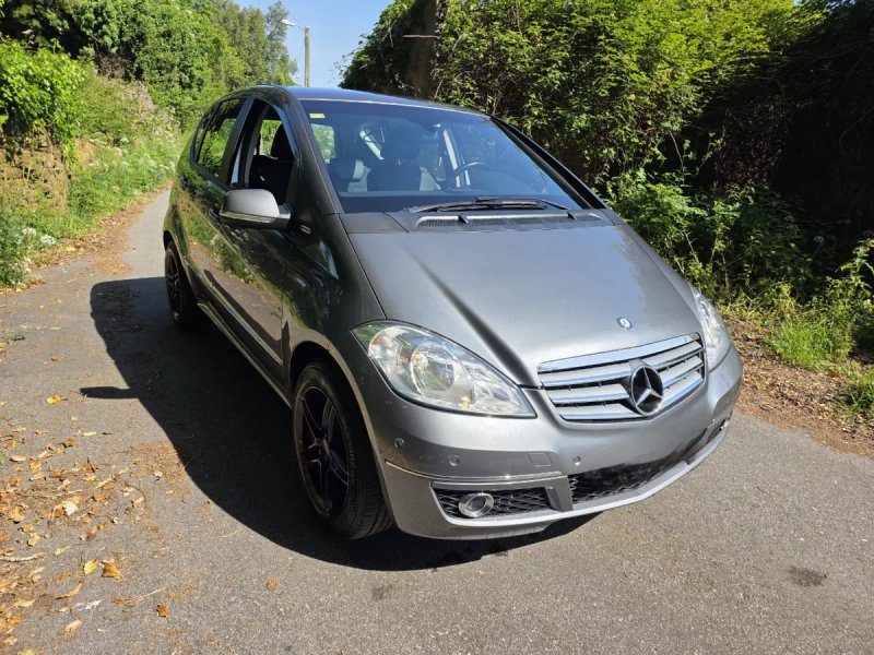Mercedes-Benz Clase A 2011 - foto 1