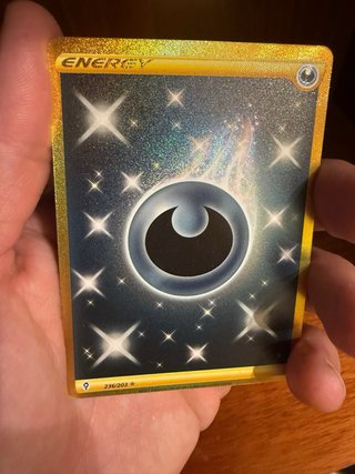 Carta Pokémon Energía Oscura Eqvolving Skies