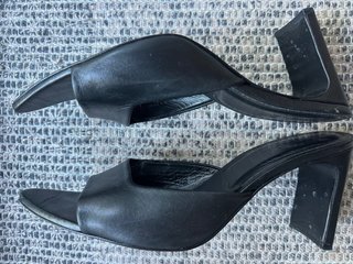 Sandalias tacón Massimo Dutti negras