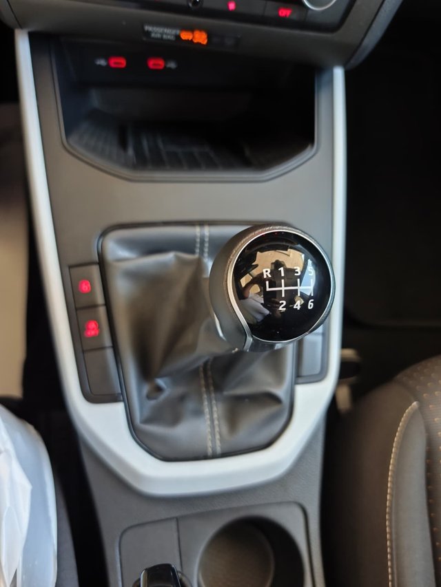 SEAT Arona 2023 TSI STYLE XL 110CV