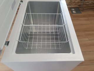 Congelador Hisense 2 años