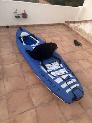Kayak inflable azul