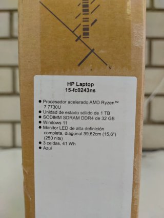 Portátil HP AMD Ryzen 7 7730U Gris