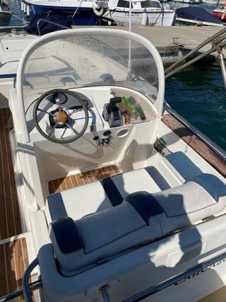 Lancha Quicksilver Commander 500