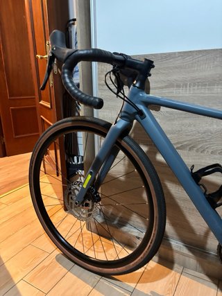 Bicicleta Gravel Cube NUROAD ONE  Mujer
