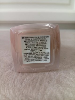 Base de maquillaje de Revolution