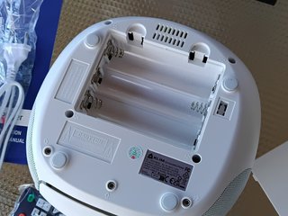Radio CD portátil. SIN ESTRENAR