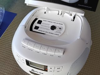 Radio CD portátil. SIN ESTRENAR