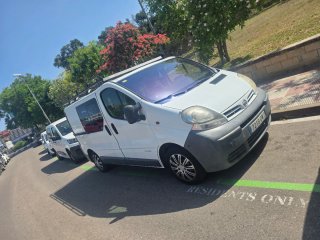 Furgoneta nissan