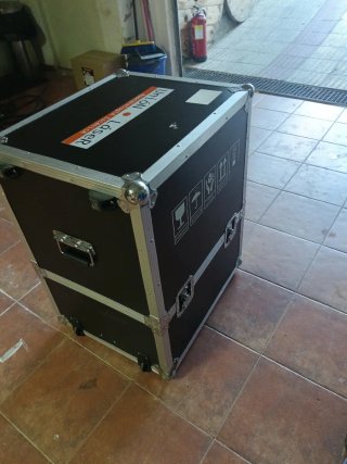 Cajón de transporte