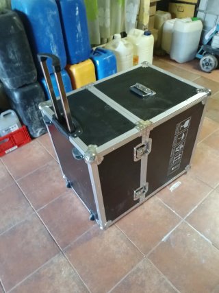 Cajón de transporte