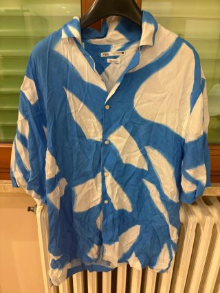 Camicia Zara uomo fantasia blu e bianca