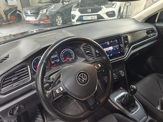 Volkswagen T-Roc 2021 2.0 TDI EDITION 115CV