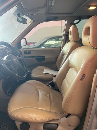 Nissan Terrano II 2004