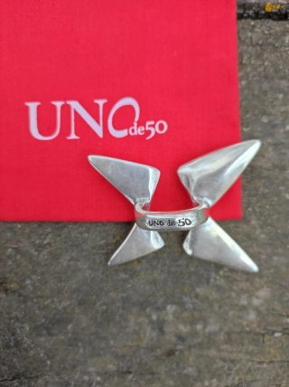 Anillo Unode50
