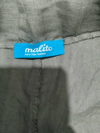 Pantalón corto de lino verde