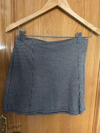 Conjunto top y minifalda estampado
