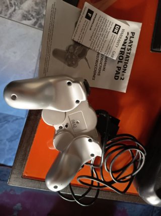 Mando PS2 GAMEware Control Pad Silver