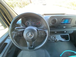 Mercedes-Benz Sprinter 2021