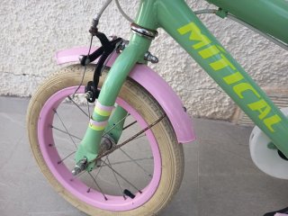 Bici paseo niña infantil 14 MÍTICAl color verde y