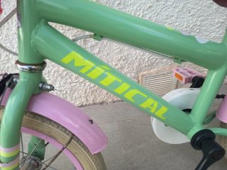 Bici paseo niña infantil 14 MÍTICAl color verde y
