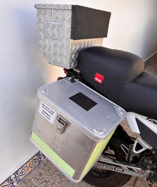 Rieju Tango 250 con 3 baules