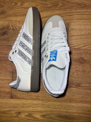 Adidas Samba OG Blancas y Plateadas