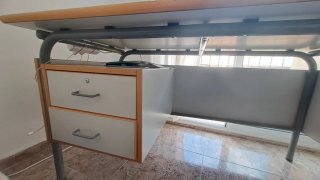 Mesa de oficina 145x75x75cm con cajones