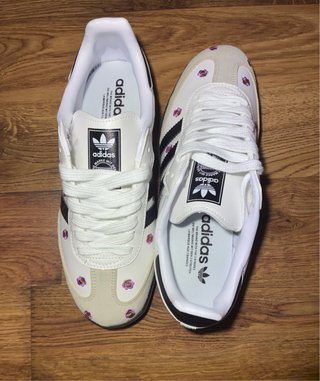 Adidas Samba OG Flores Rosas Blancas