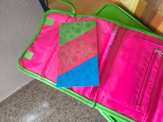 Funda tablet y neceser verde sin estrenar