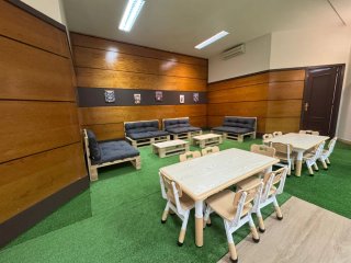 Mesas y sillas infantiles