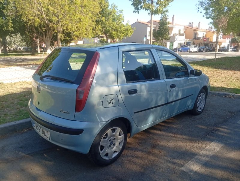 FIAT Punto 2002 - foto 1