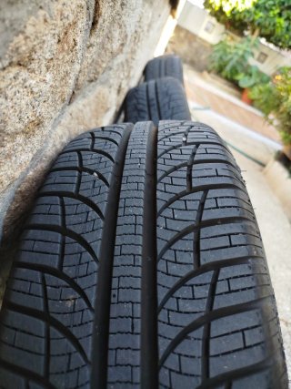 Llantas Volkswagen Polo Negras (4 unidades)