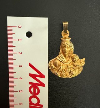 Cadena y Medalla Oro 18k 26gr las dos .
