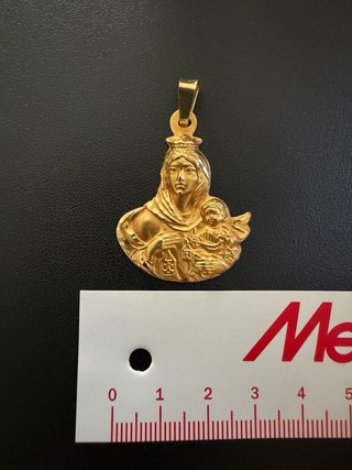 Cadena y Medalla Oro 18k 26gr las dos .