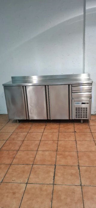 Bajo mostrador Coreco