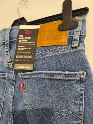 Jeans skinny strappati 721 levi's
